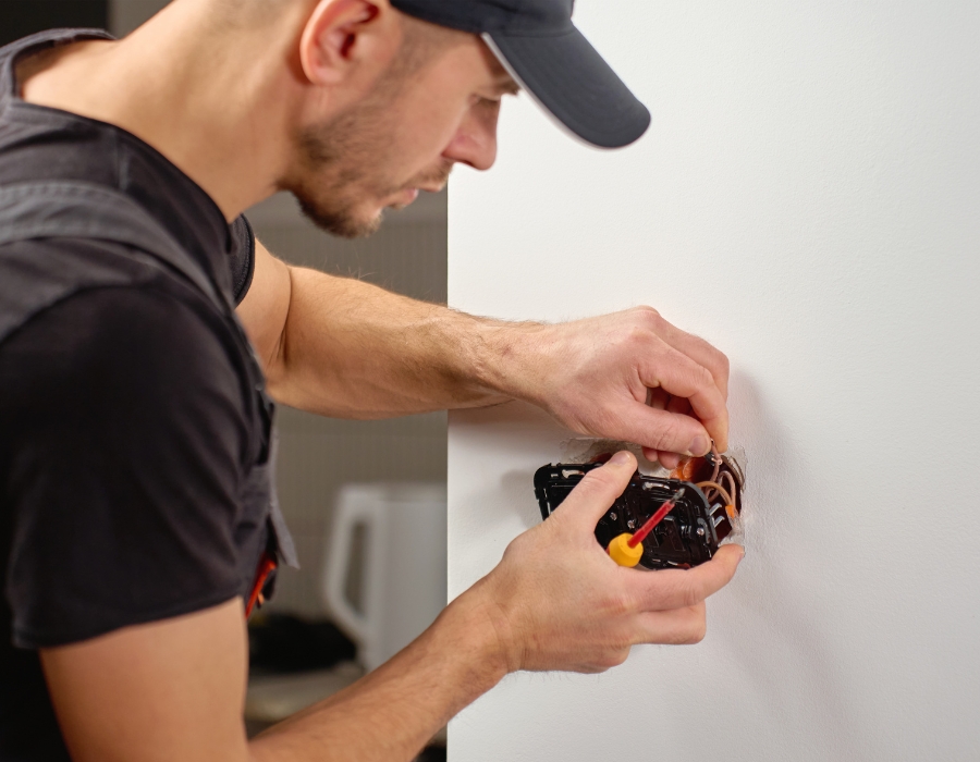 repair dead outlets or switches